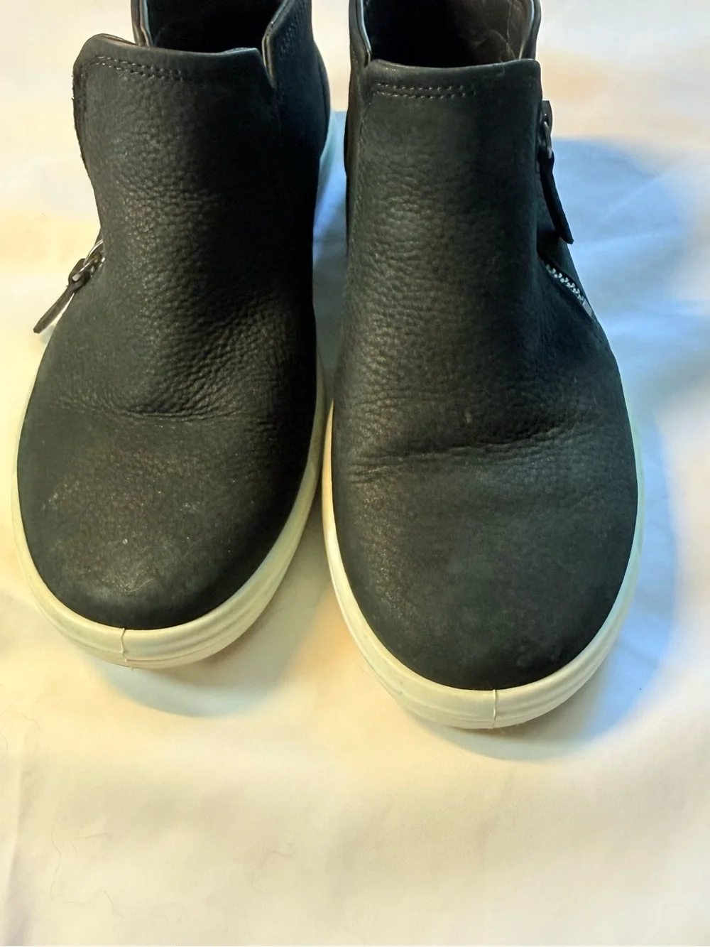 ECCO Soft 7 High Top Zip Leather Booties Sneakers Black Size EU 37 / US 6-6.5